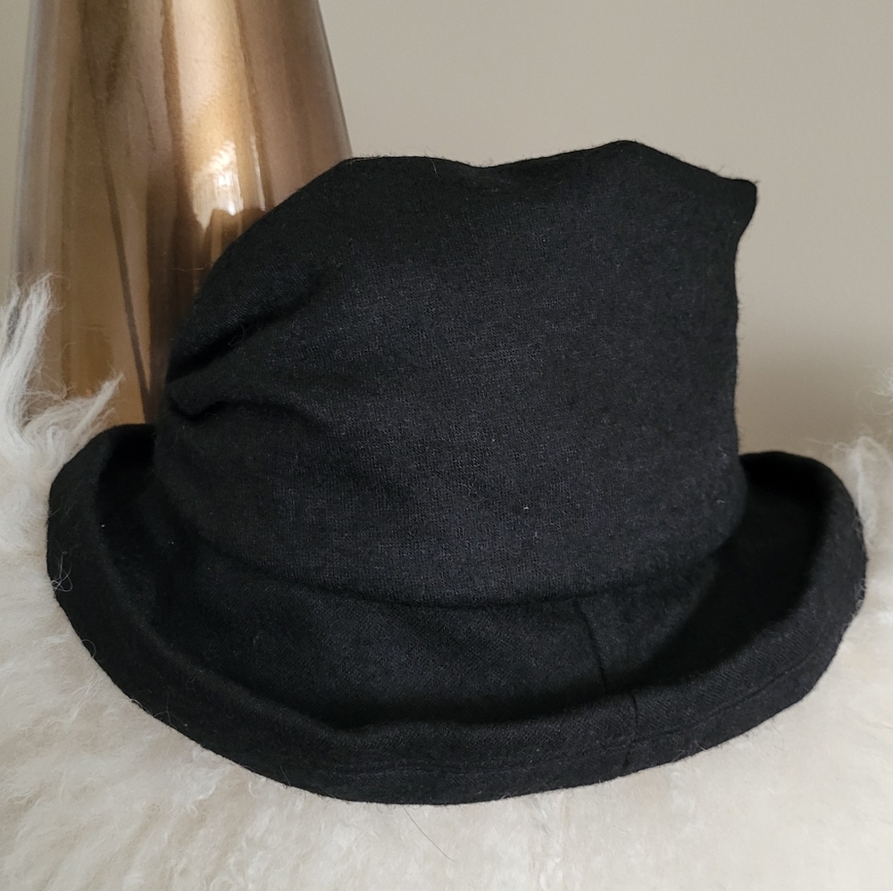 Bucket Hat by Siggi